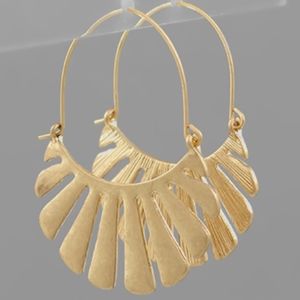 Metal Fan Drop Earrings